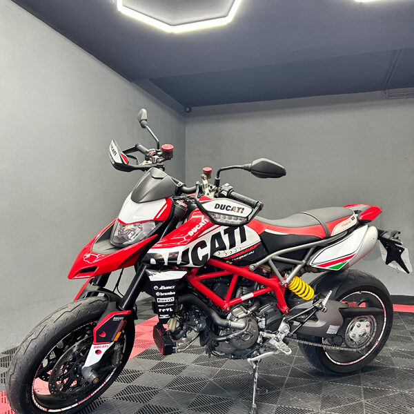 Ducati hypermotard 950 114cv