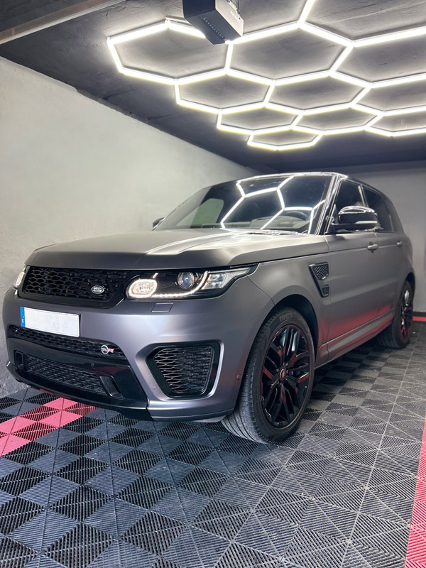 Land Rover Range Rover SVR 575 CV